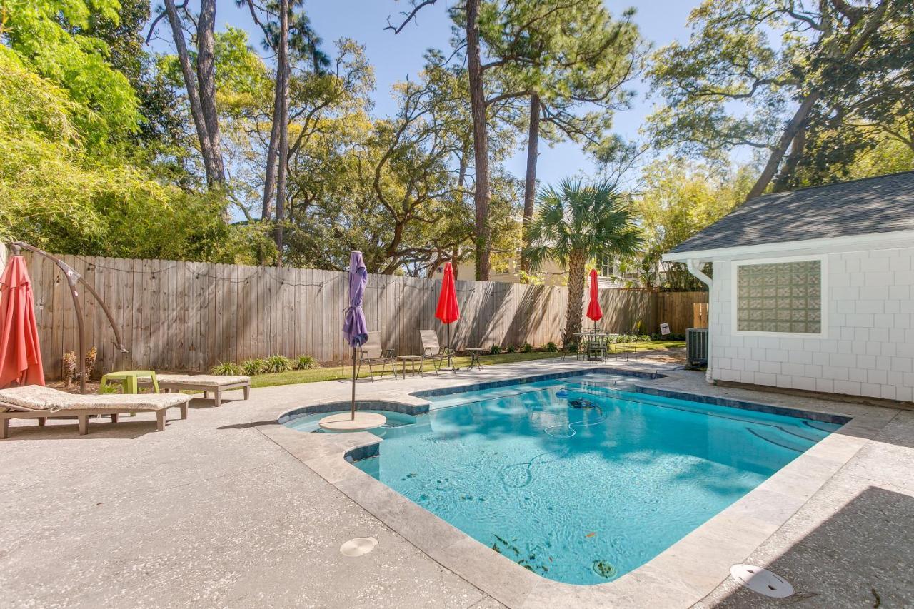 Spacious St Simons Island Vacation Rental With Pool! St. Simons Island Buitenkant foto