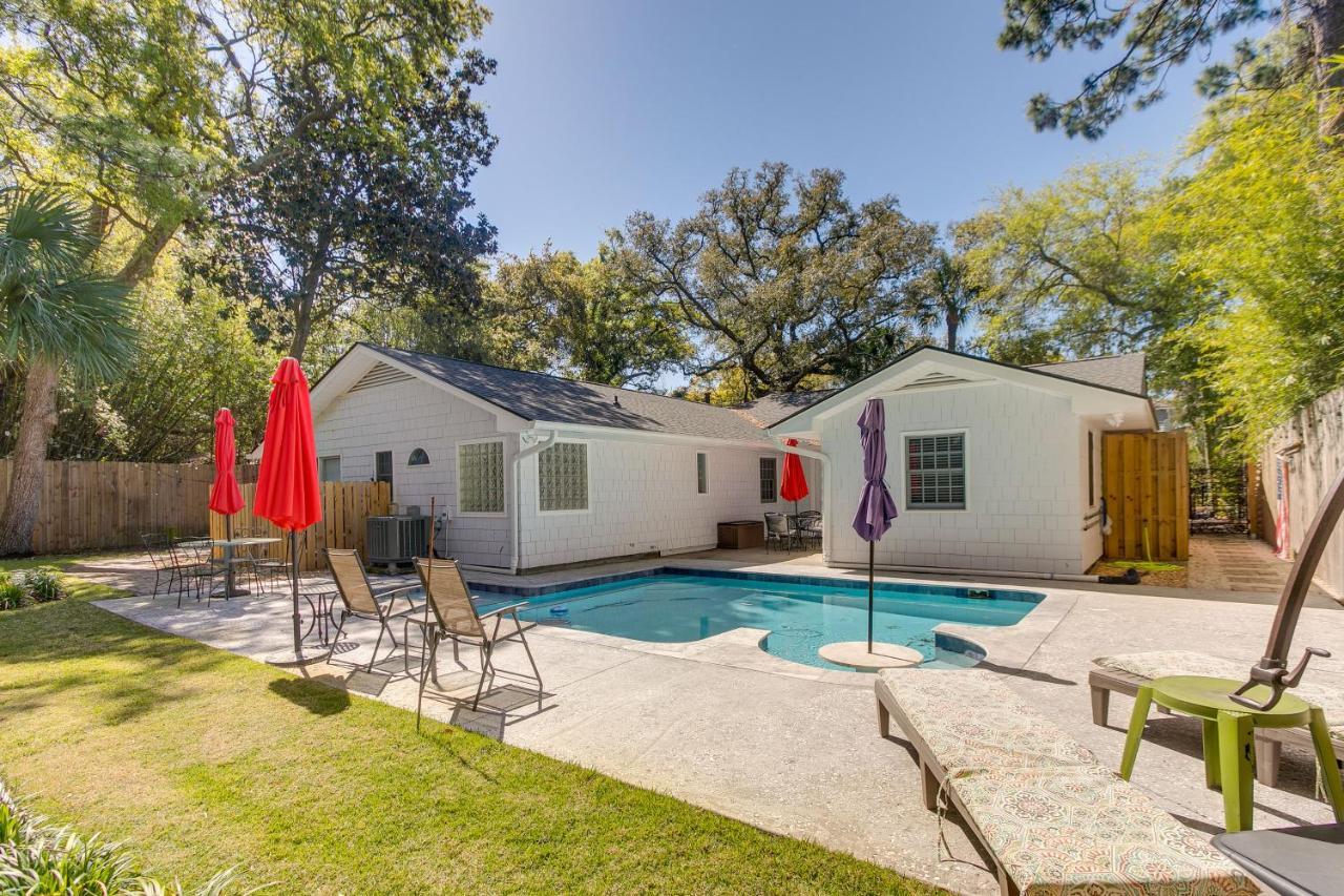 Spacious St Simons Island Vacation Rental With Pool! St. Simons Island Buitenkant foto